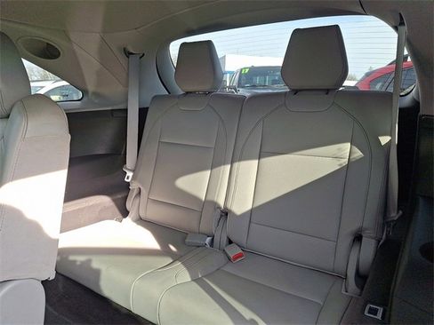 Used 2020 Acura MDX SH-AWD w/ Technology Package image 11