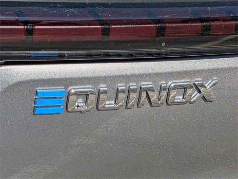 New 2026 Chevrolet Equinox EV LT image 11