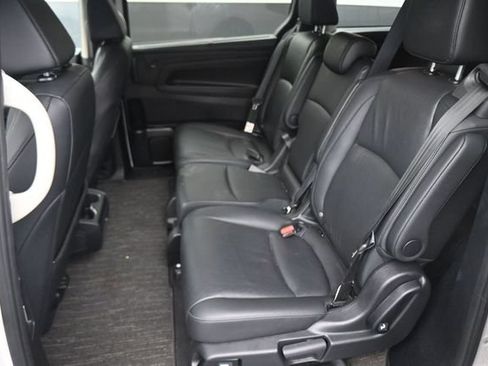 Used 2025 Honda Odyssey EX-L image 18