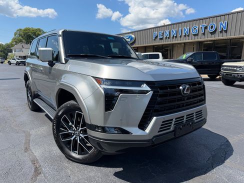 Used 2024 Lexus GX 550 w/ Accessory Package (Z1) AWD/4WD image 1