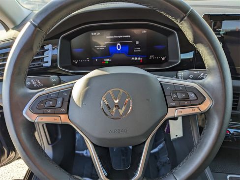Certified 2025 Volkswagen Jetta S image 28