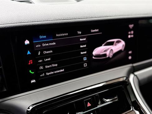Used 2025 Porsche Panamera 4 w/ Premium Package image 32