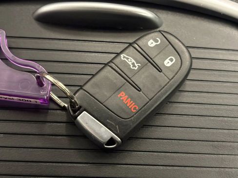 Used 2018 Chrysler 300 Touring image 48