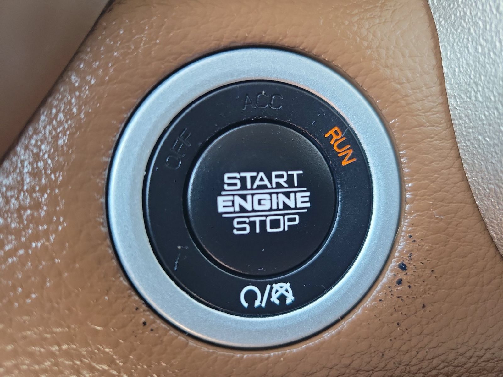 Used 2019 RAM 1500 Laramie AWD/4WD image 23