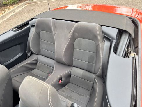 Used 2016 Ford Mustang Convertible RWD image 22