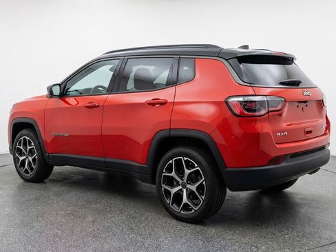 Used 2025 Jeep Compass Limited AWD/4WD image 6