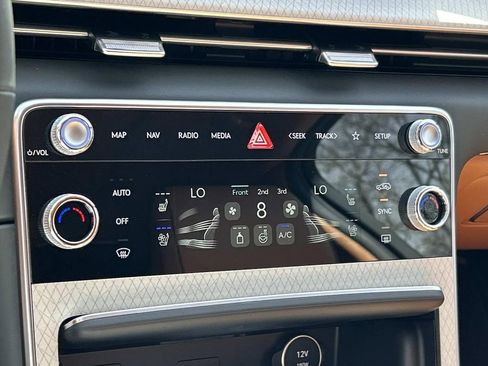 New 2026 Genesis GV80 3.5T Prestige image 39