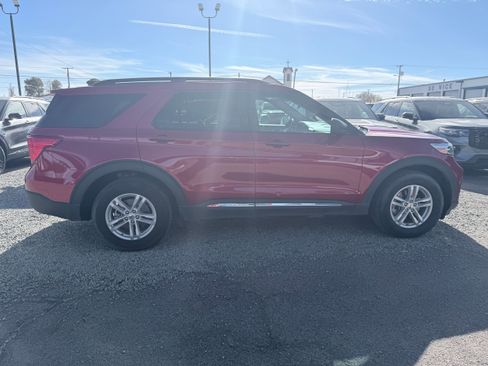 Used 2021 Ford Explorer XLT w/ Class III Trailer Tow Package image 29