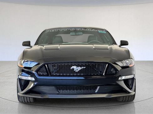 Used 2018 Ford Mustang GT w/ GT Performance Package RWD image 11