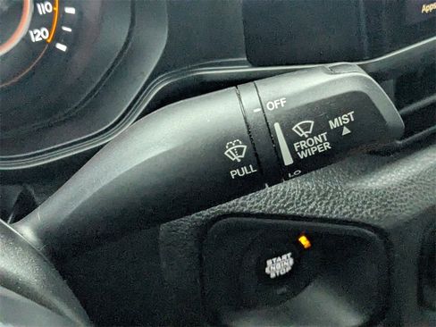 Used 2024 Jeep Gladiator Sport image 24