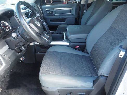 Used 2017 RAM 2500 Big Horn image 11