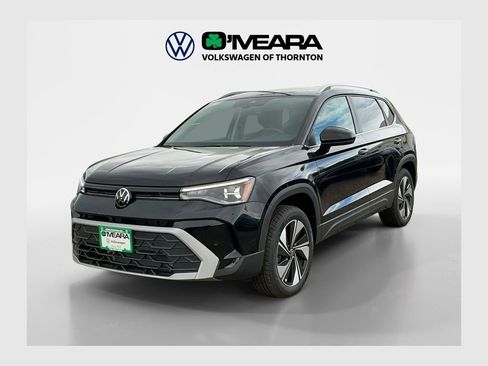 New 2025 Volkswagen Taos SE image 1