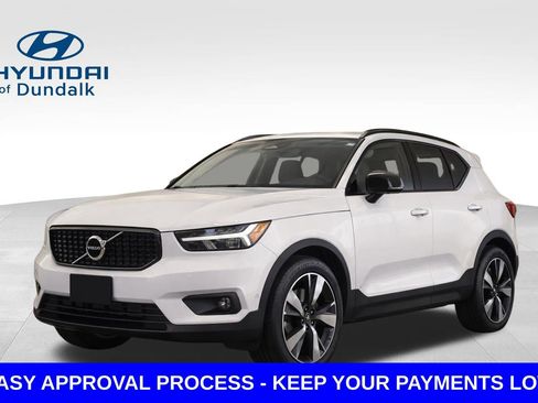 Used 2026 Volvo XC40 B5 Plus AWD/4WD image 1