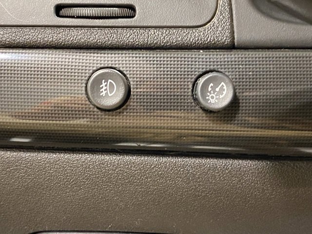Used 2009 Pontiac G5 w/ Sun And Sound Package FWD image 33