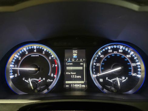 Used 2015 Toyota Highlander XLE AWD/4WD image 14