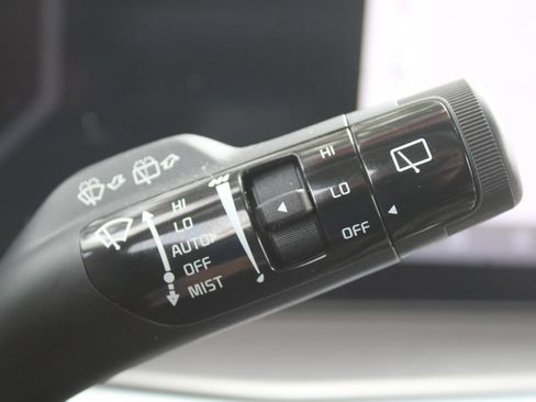 Used 2024 Kia Sorento SX FWD image 35