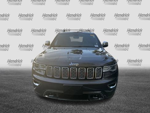 Used 2017 Jeep Grand Cherokee Overland image 3