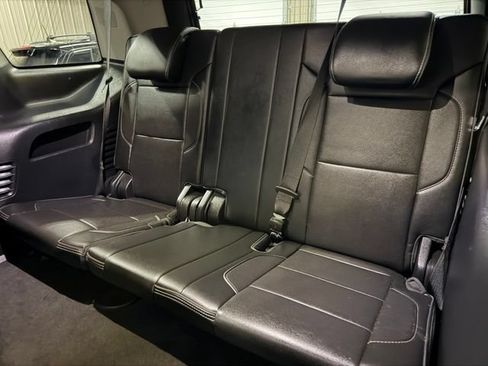Used 2020 GMC Yukon Denali w/ Denali Premium Package AWD/4WD image 22