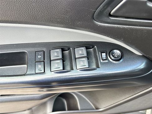 Used 2018 Chevrolet Colorado W/T w/ WT Convenience Package image 17