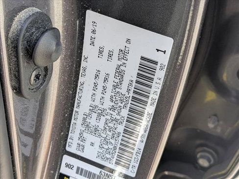 Used 2019 Toyota Tacoma SR w/ SR Convenience Package RWD image 15