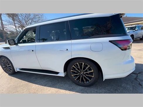 New 2026 INFINITI QX80 Autograph w/ Premium Cargo Package image 37