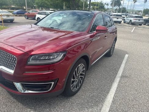Used 2019 Lincoln Nautilus Reserve image 3