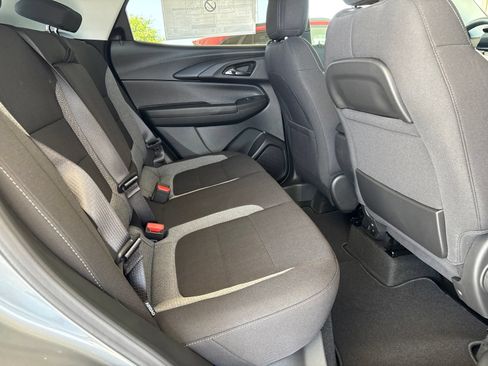 New 2026 Chevrolet TrailBlazer LT w/ Convenience Package FWD image 18