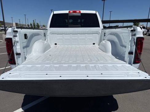 New 2026 RAM 2500 Tradesman AWD/4WD image 29