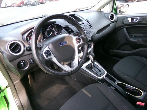 Used 2014 Ford Fiesta SE FWD image 11