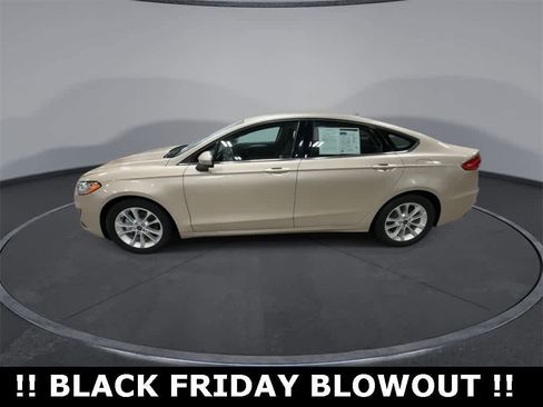 Used 2019 Ford Fusion SE image 5