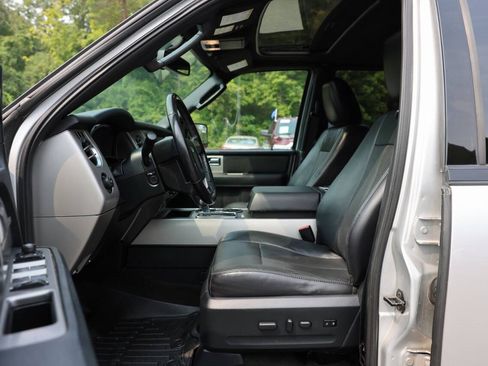 Certified 2017 Ford Expedition EL Limited w/ Equipment Group 301A image 22