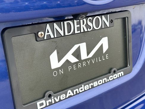 Used 2015 Toyota Corolla S image 14