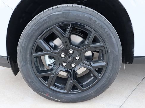 New 2026 Ford Maverick XLT w/ XLT Luxury Package image 28