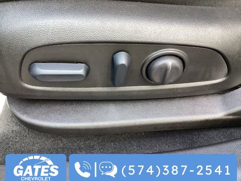 Used 2025 Chevrolet Blazer LT image 17