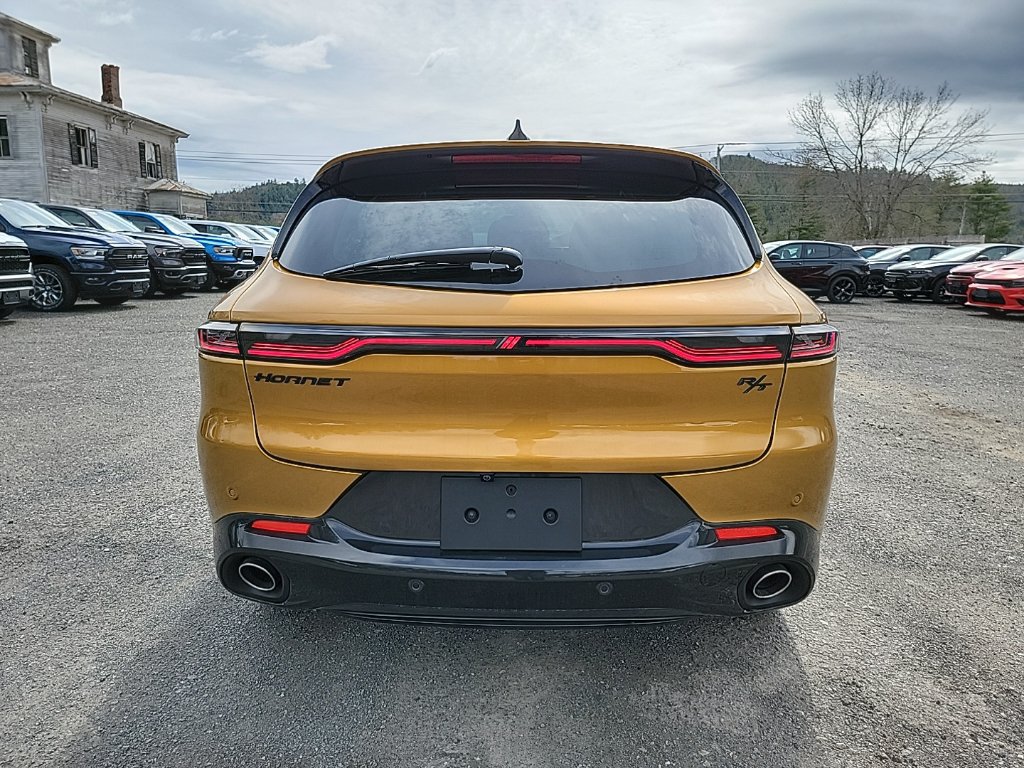 Used 2024 Dodge Hornet R/T Plus w/ R/T Blacktop Package AWD/4WD image 6