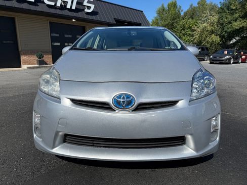Used 2011 Toyota Prius Four w/ Navigation Pkg image 2