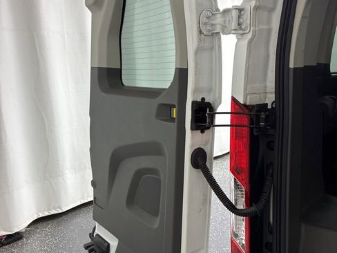 Used 2023 Ford Transit 350 XLT image 8