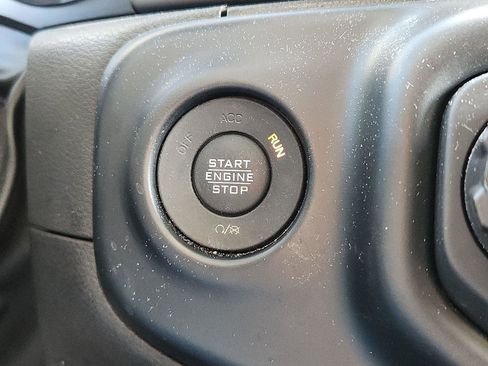 Used 2021 Jeep Wrangler Unlimited Willys image 23