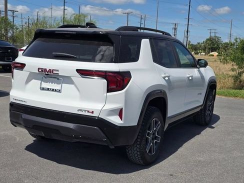 New 2026 GMC Terrain AT4 w/ Technology Package II AWD/4WD image 5