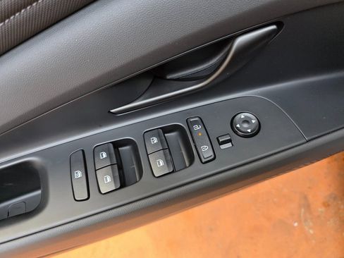 New 2026 Hyundai Elantra Sport image 18