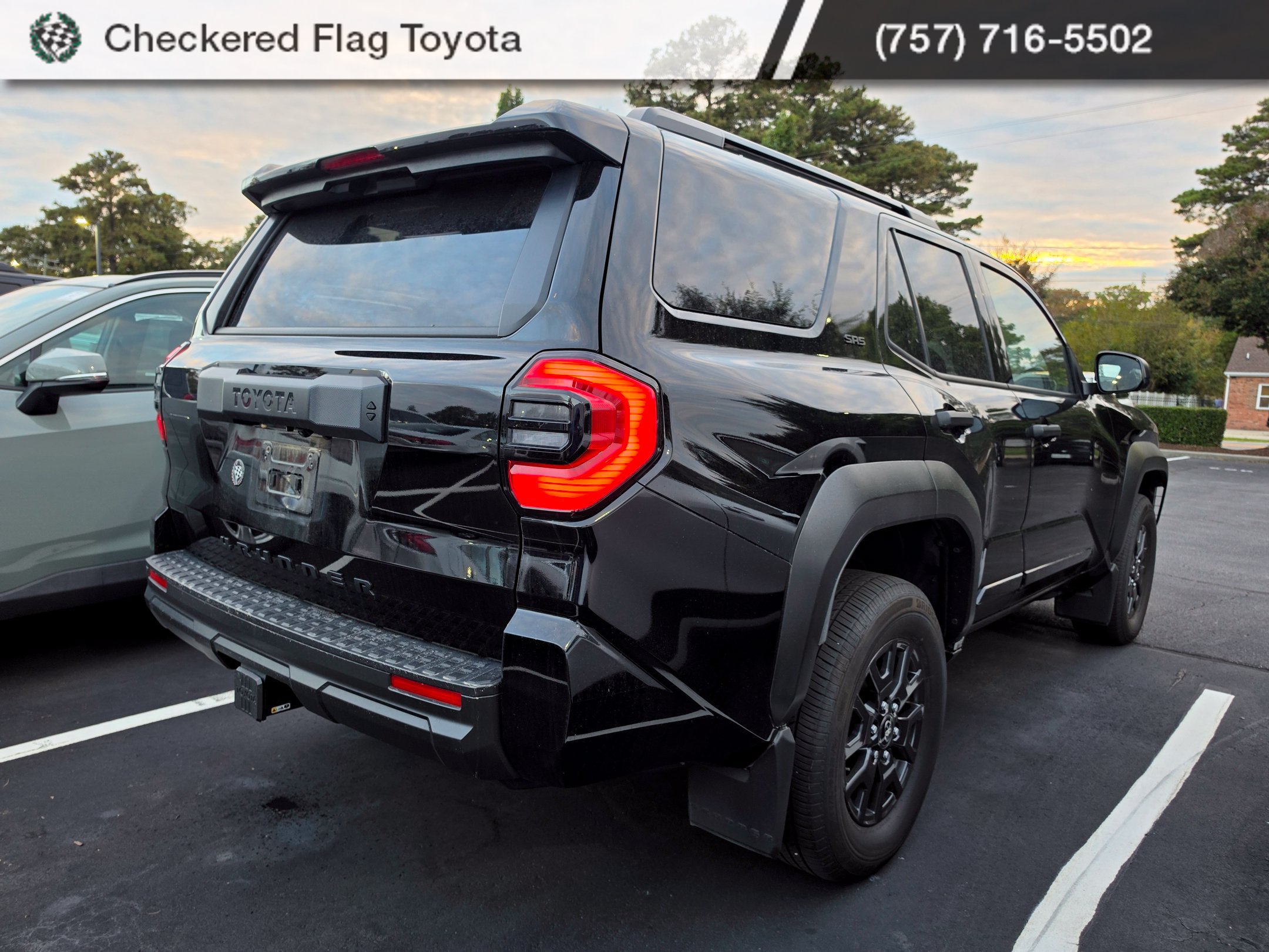 Certified 2025 Toyota 4Runner SR5 AWD/4WD image 6