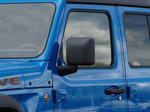 New 2026 Jeep Gladiator Mojave image 12