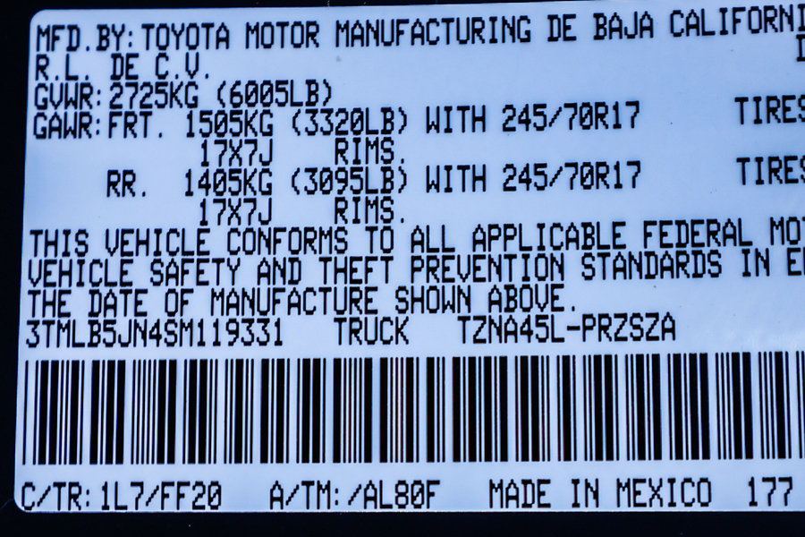 Used 2025 Toyota Tacoma SR5 AWD/4WD image 24