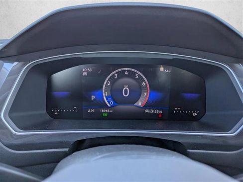 Used 2024 Volkswagen Tiguan SE image 16