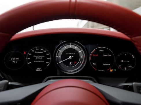 Used 2021 Porsche 911 Turbo S AWD/4WD image 36