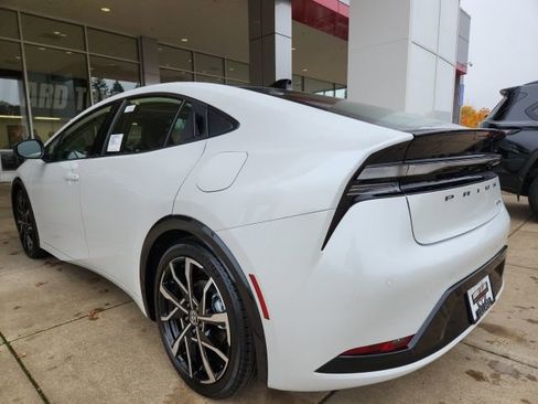 New 2026 Toyota Prius XSE image 10