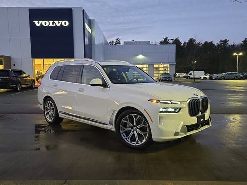 Used 2026 BMW X7 xDrive40i image 2
