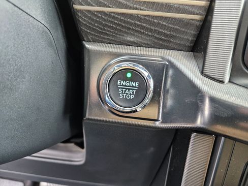 Used 2023 Ford F150 Platinum w/ FX4 Off-Road Package image 20