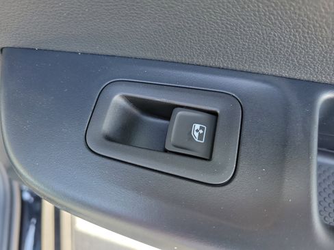 New 2026 Volkswagen Taos S FWD image 12