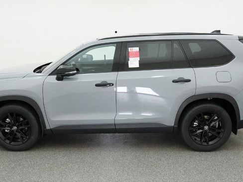 New 2026 Toyota Grand Highlander AWD Hybrid image 48